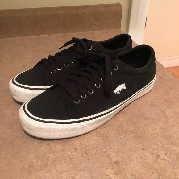 vans court icon black